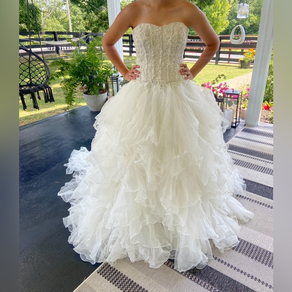 Oleg Cassini Wedding Dress